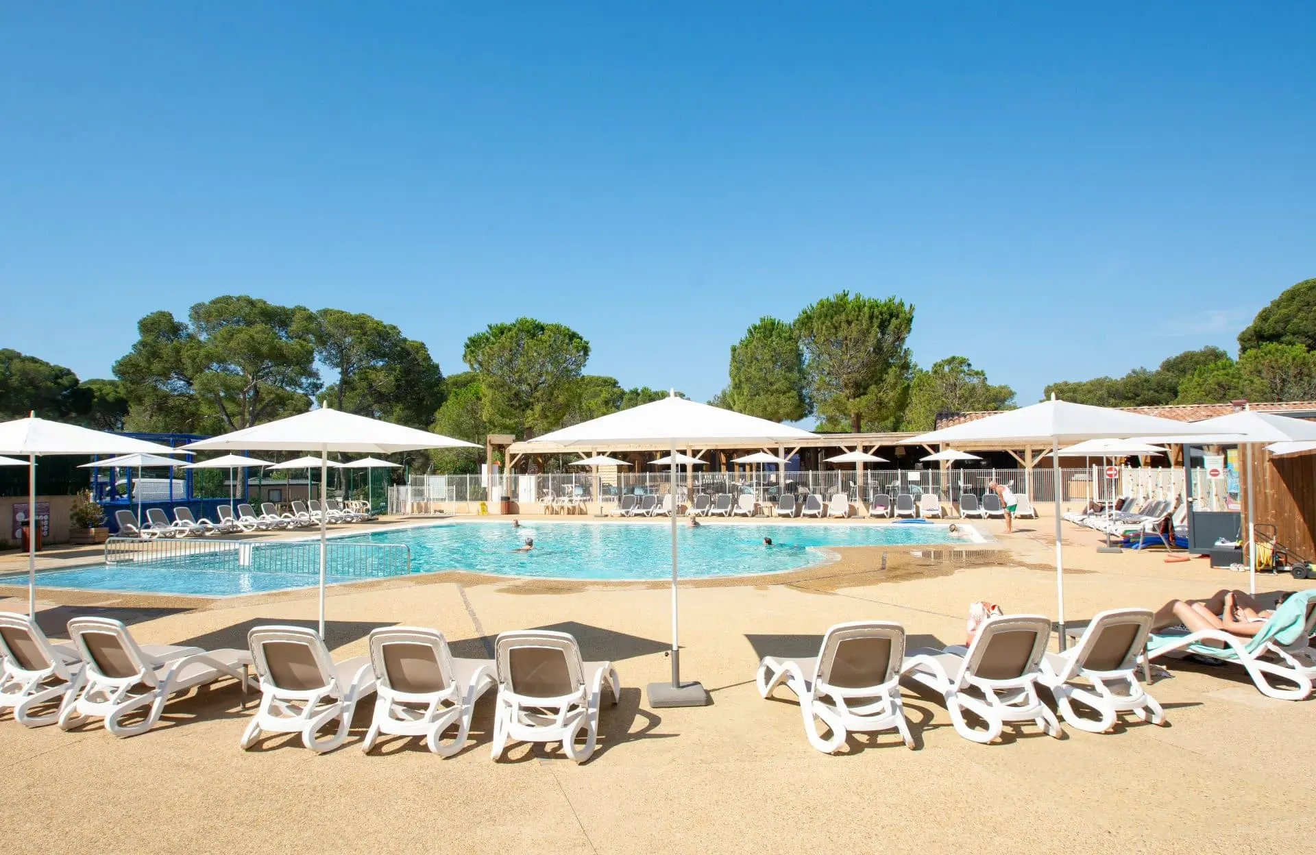 Camping avec piscine à Saint-Raphaël dans le Var.