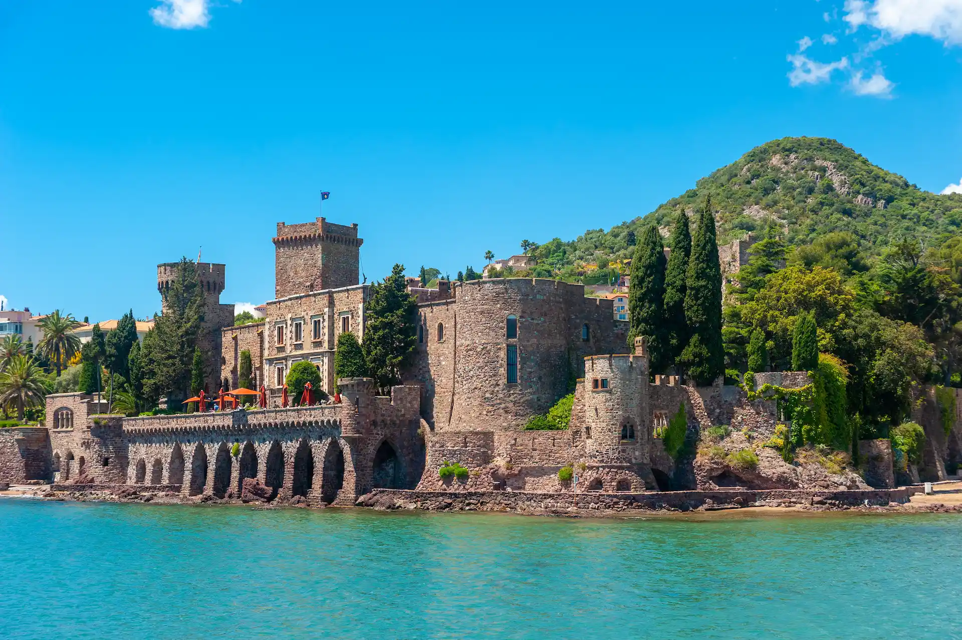 Visiter le château de Mandelieu La Napoule dans le Var.
