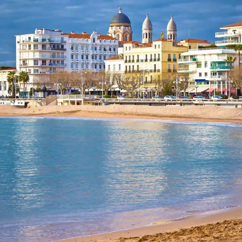 Plages de Saint-Raphaël près du camping La Plage du Dramont dans le 83.
